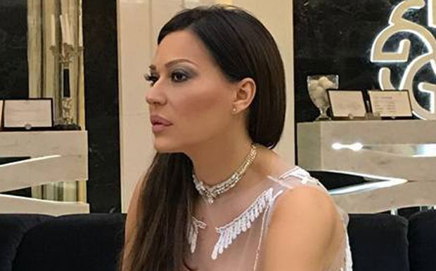 ХИТ НА ИНСТАГРАМУ: Цецина провидна хаљина сакупила 19.000 лајкова за два сата